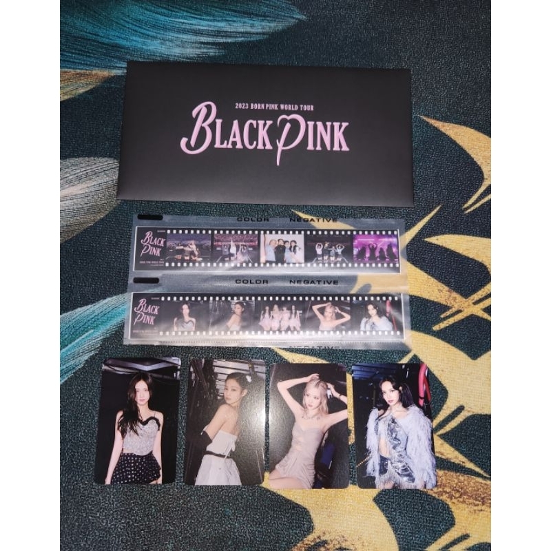 [Sharing] Film Sticker + Photo Card Set MD Finale Born Pink 2023 Backstage Blackpink