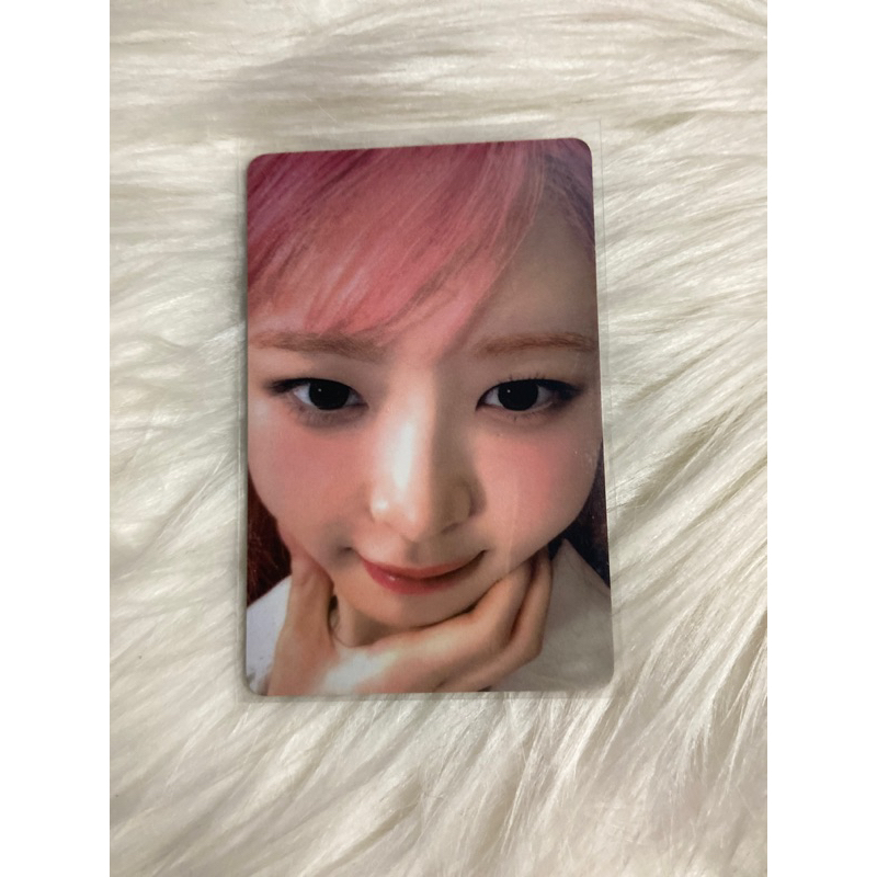 IVE REI ZOOM PHOTOCARD OFFICIAL