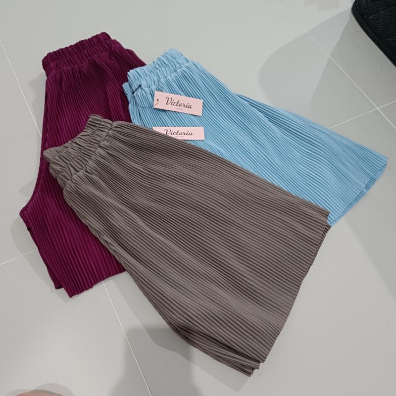 New Plisket/Pleated Short Pants