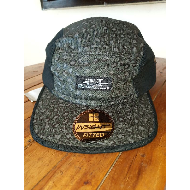 Topi insight original