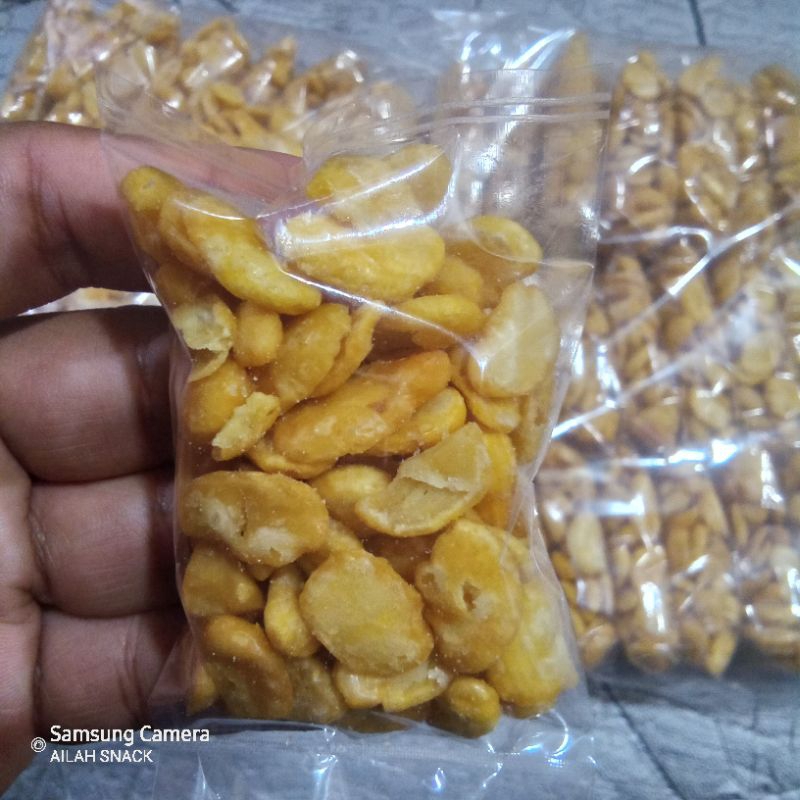 

kacang koro ori 1 pack isi 25 bungkus