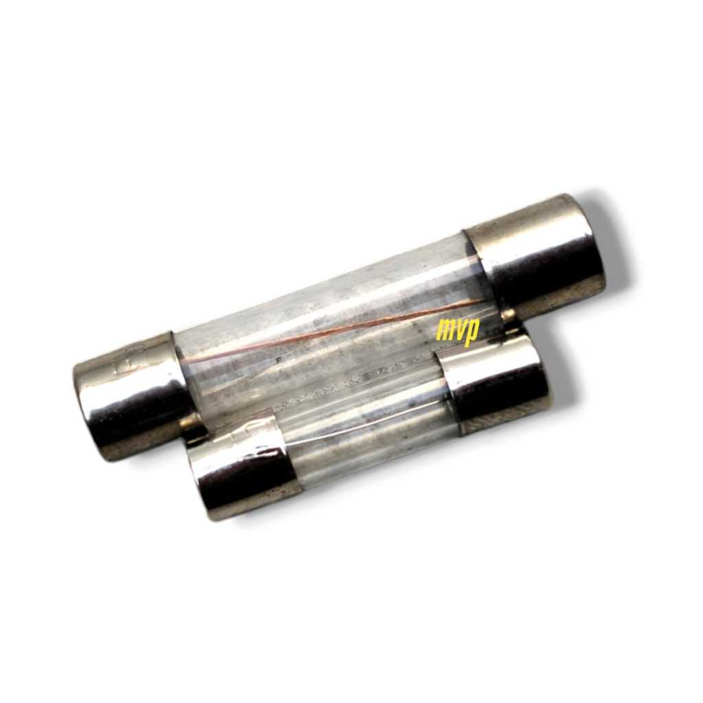 Skring atau sekring Fuse 8 Amper Besar - 5 Amper Kecil