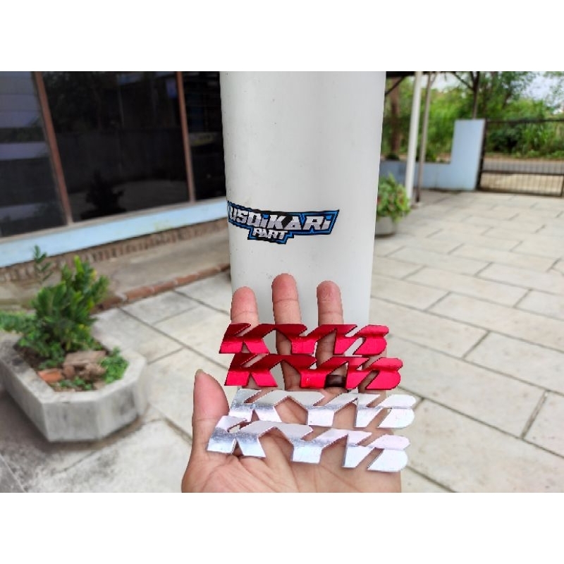 EMBLEM KYB ZETO LOGO KYB ZETO TIMBUL KYB ZETO LOGOS KYB ZETO TULISAN KYB ZETO BAHAN ALUMUNIUM ALMUNI