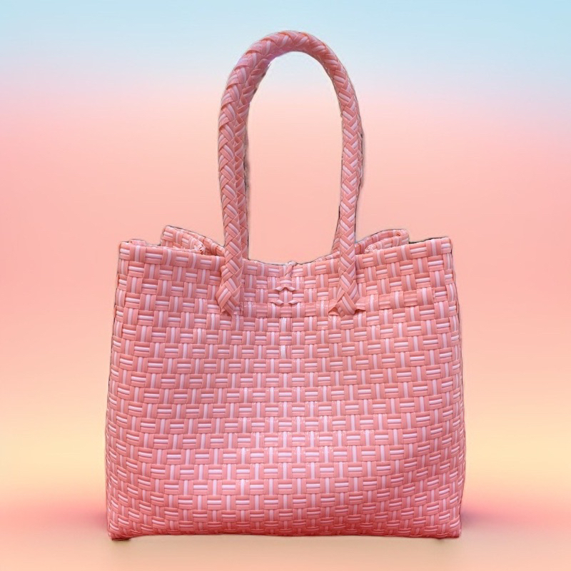 Tas anyaman selempang