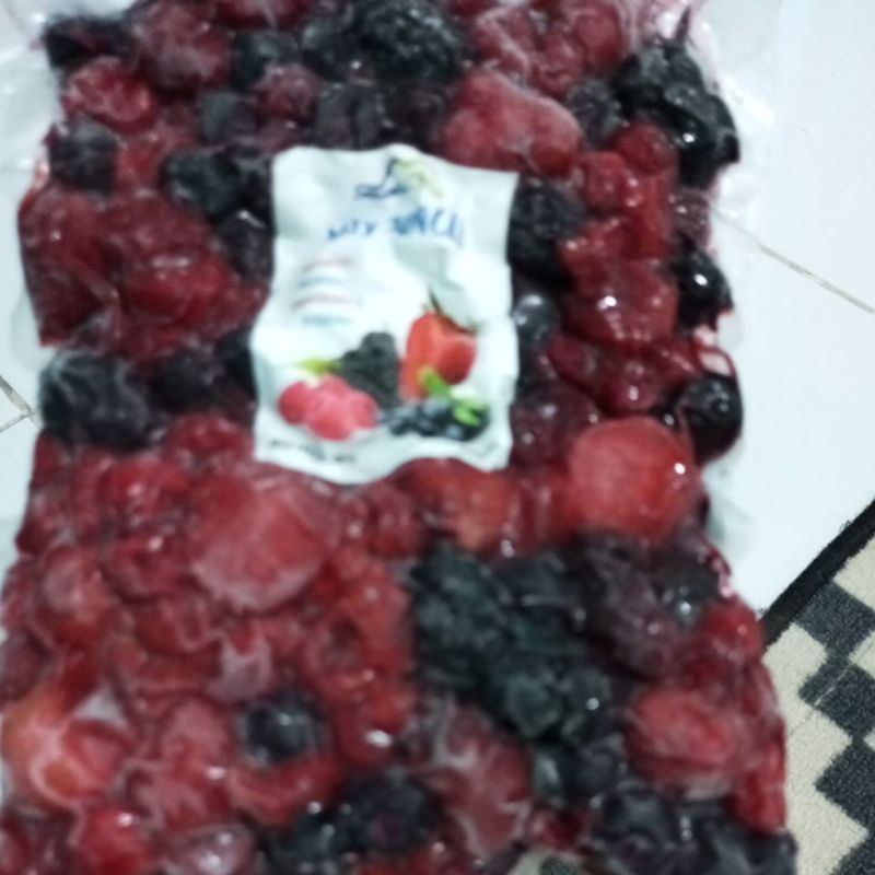 

Mix Jungle 4 AO ( strawberry, black barry, raspberry, blueberry)r