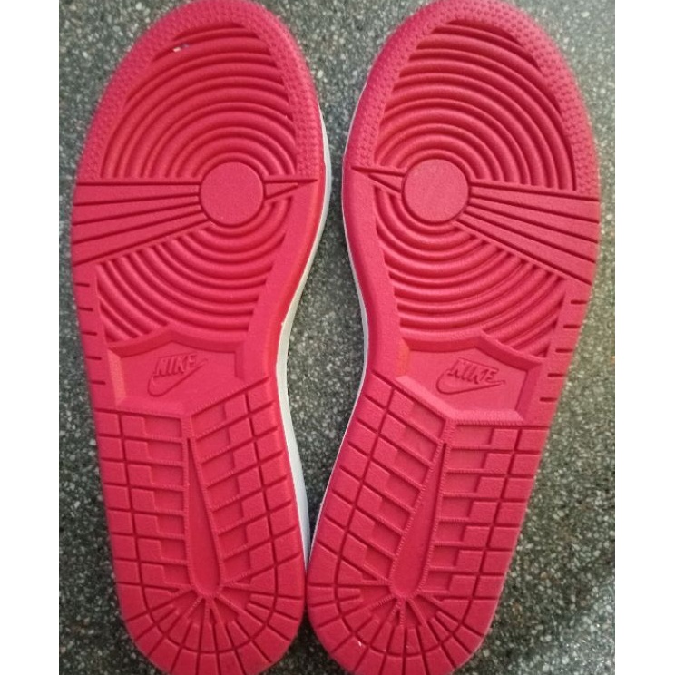 OUTSOL NIKE AIR JORDAN/SB