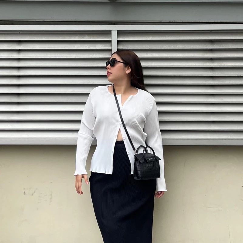 Cardigan Wanita / Buluos Outer Plisket Jumbo XXL. Baju Outer Anak Jakarta