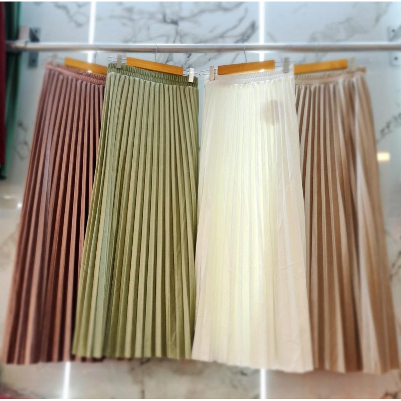 Rok bludru import/ rok bludru korea ori/ rok bludru velvet/ rok bludru panjang/ rok bludru puntung 7