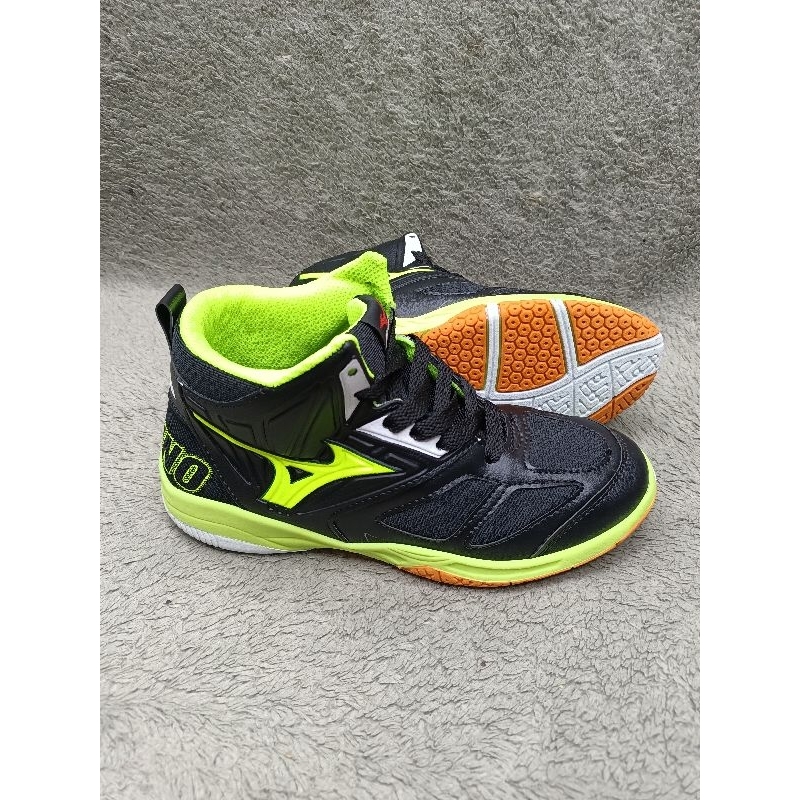 Promo diskon Sepatu voli anak Mizuno
