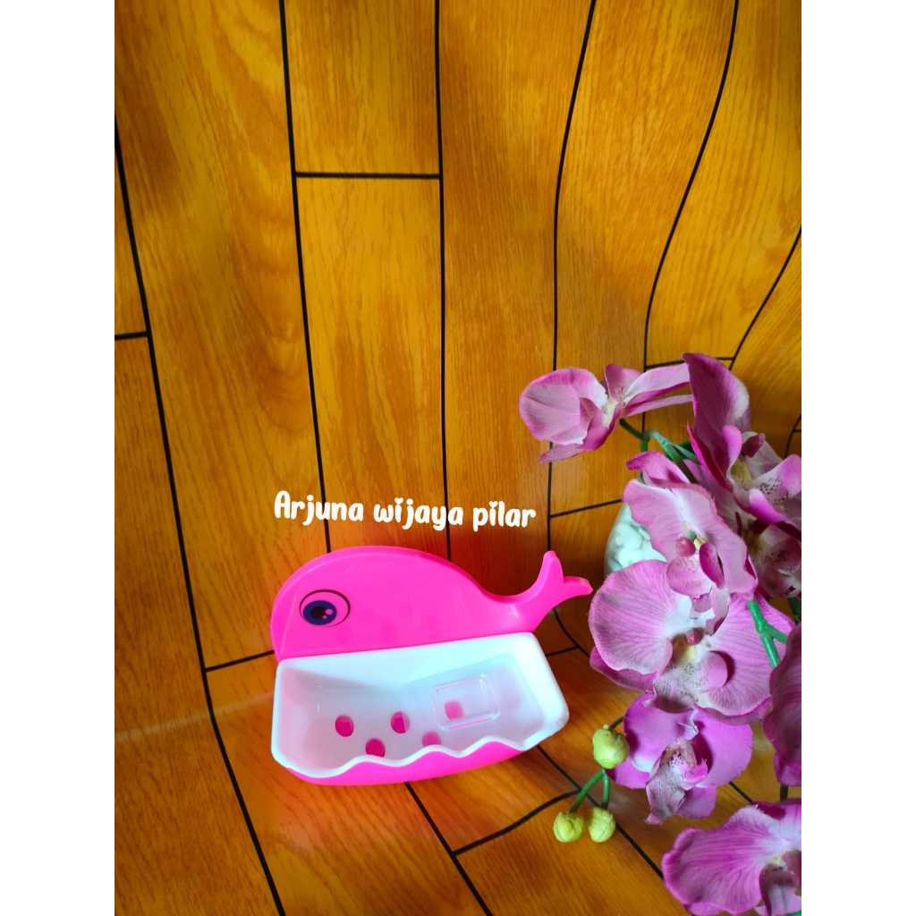 Tempat Sabun Tempel Model Ikan Paus Plastik Pink Lovenia