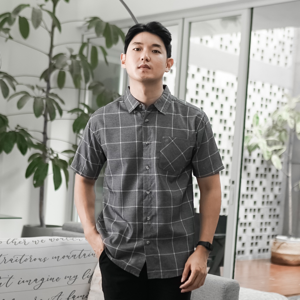 Coop Design - Julian Kemeja Kerja Kasual Office Kotak Cotton Lengan Pendek Pria