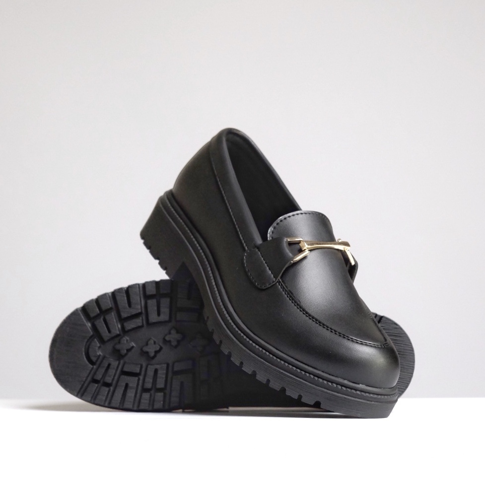 Sepatu Boots Loafers Wanita IVY by Oxwalker