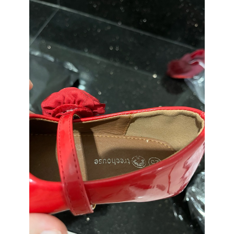 sepatu pesta anak treehouse preloved