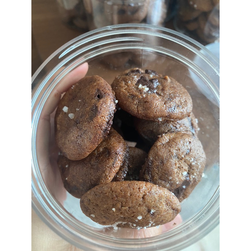 

Mini Dark Choco Sea Salt Cookies - 15pcs