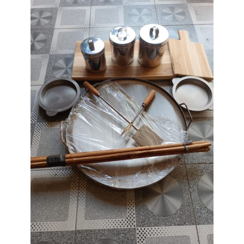 Peralatan komplit martabak manis dan telur