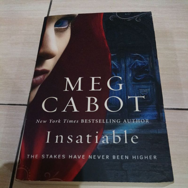 buku novel fiksi fantasi  bahasa Inggris Meg cabot bekas original