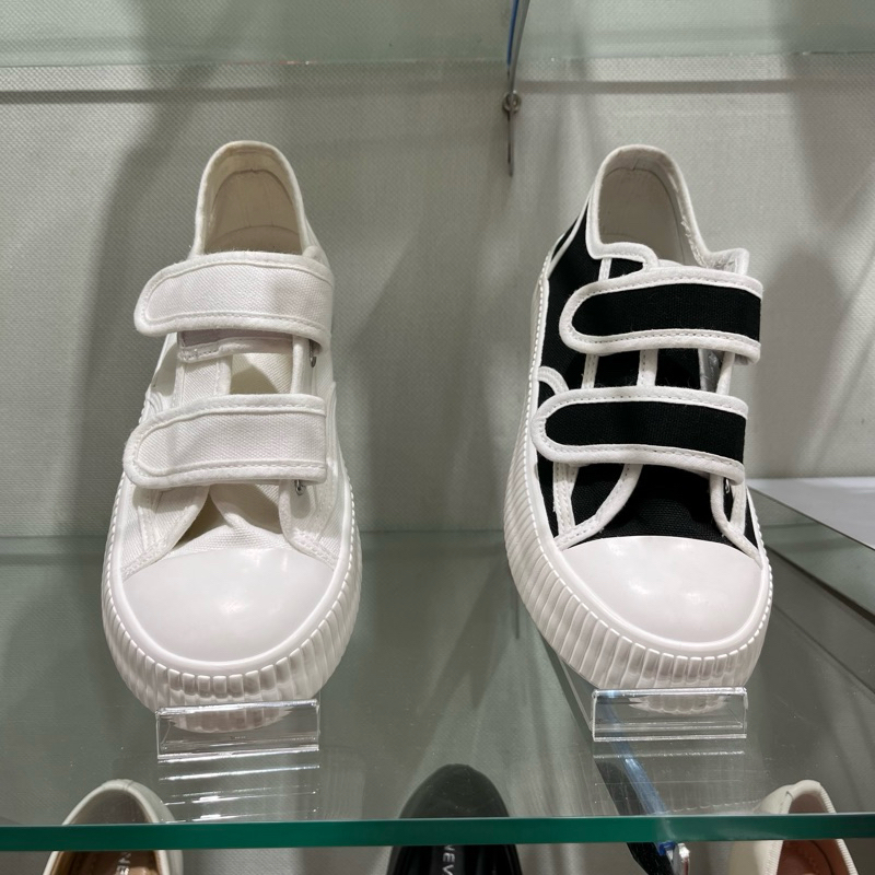Nevada Sneakers Cool Wanita