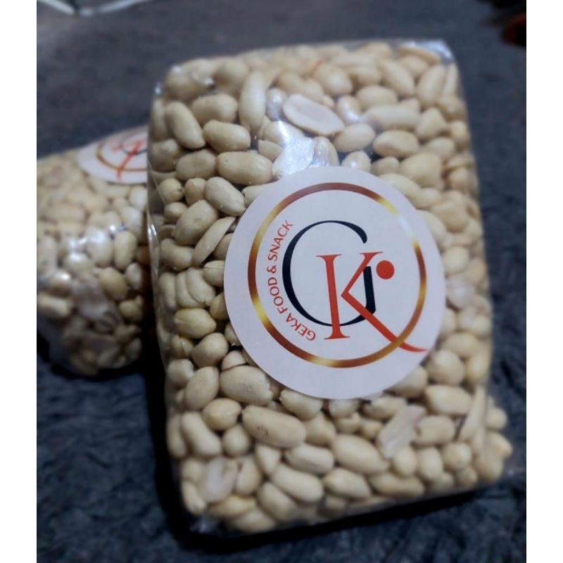 

Kacang Tanah Kupas Mentah