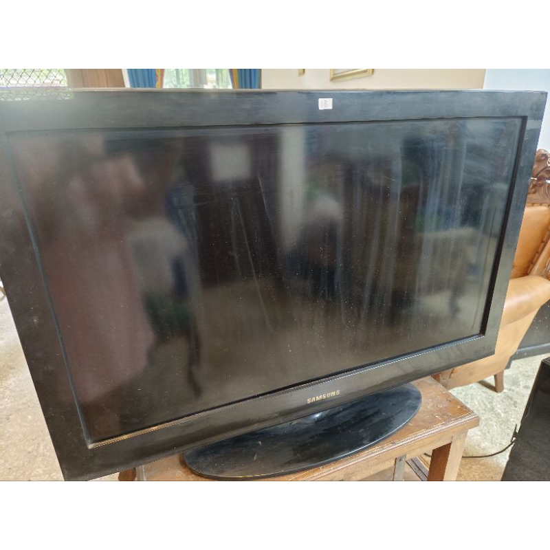 TV LCD SAMSUNG 32 INCH 32IN 32INCH LA32E420 SECOND BEKAS KONDISI RUSAK MATI TIDAK NYALA MINUS