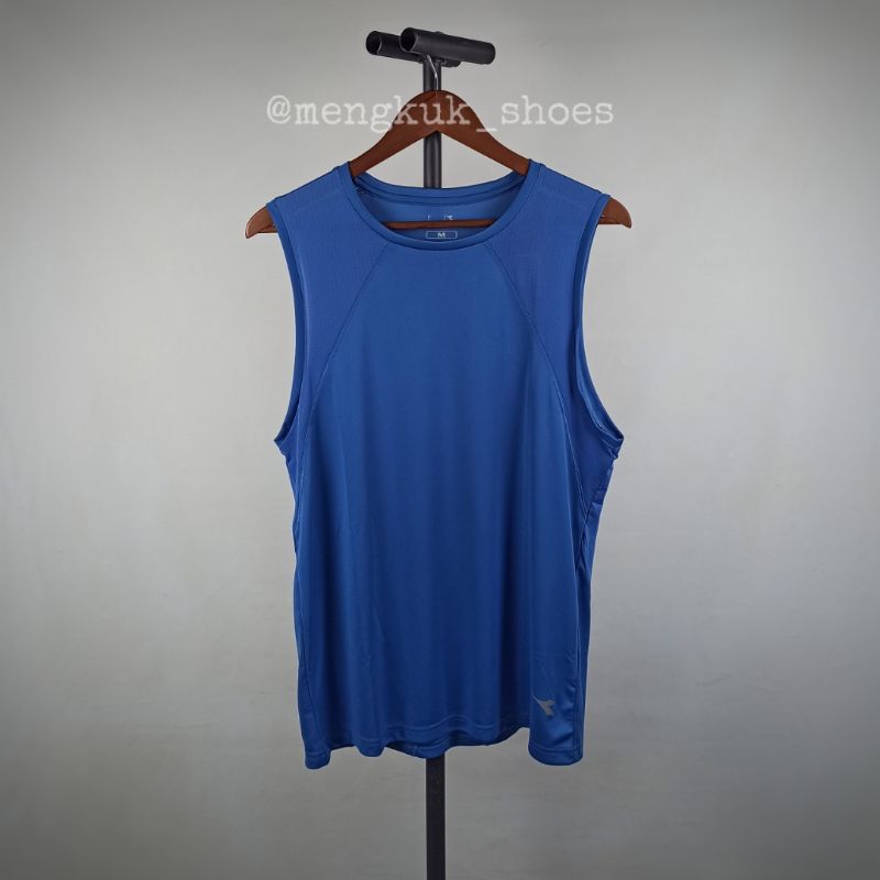 Kaos Diadora Fazal size M Tank Original 100% - KAOS DRI FIT RUNNING TENIS TANKTOP