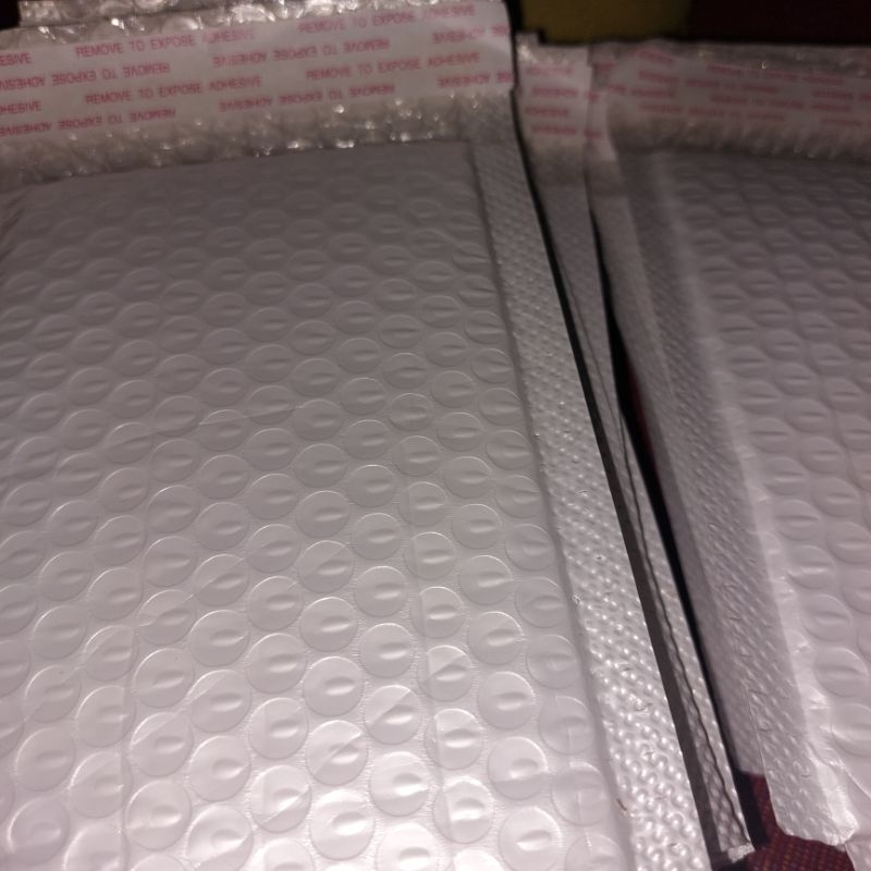 

Amplop bubble uk. 12x16