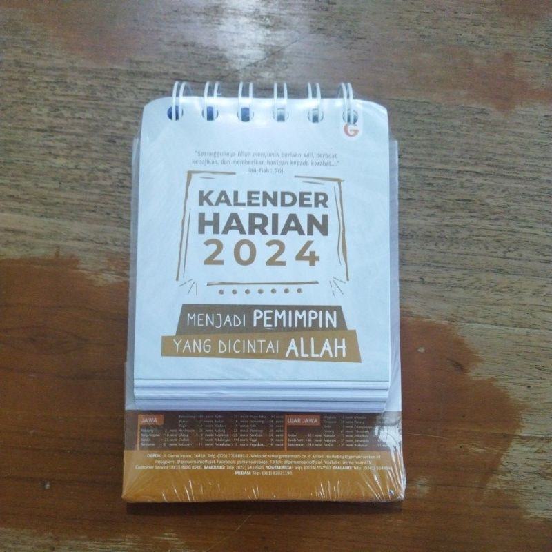 

Buku Kalender Harian 2024