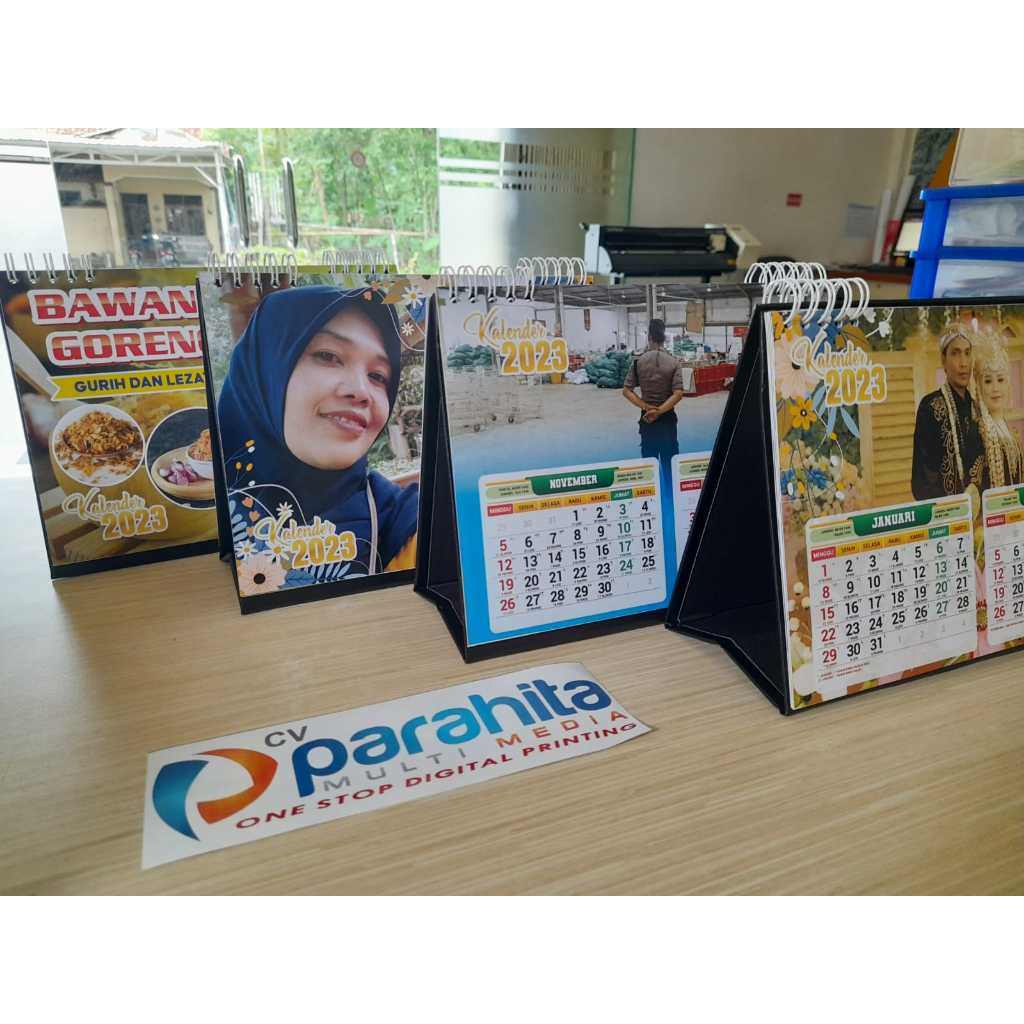 

Kalender Meja Custom ( foto/Desain ) Bisa Pake Foto Sendiri Termurah