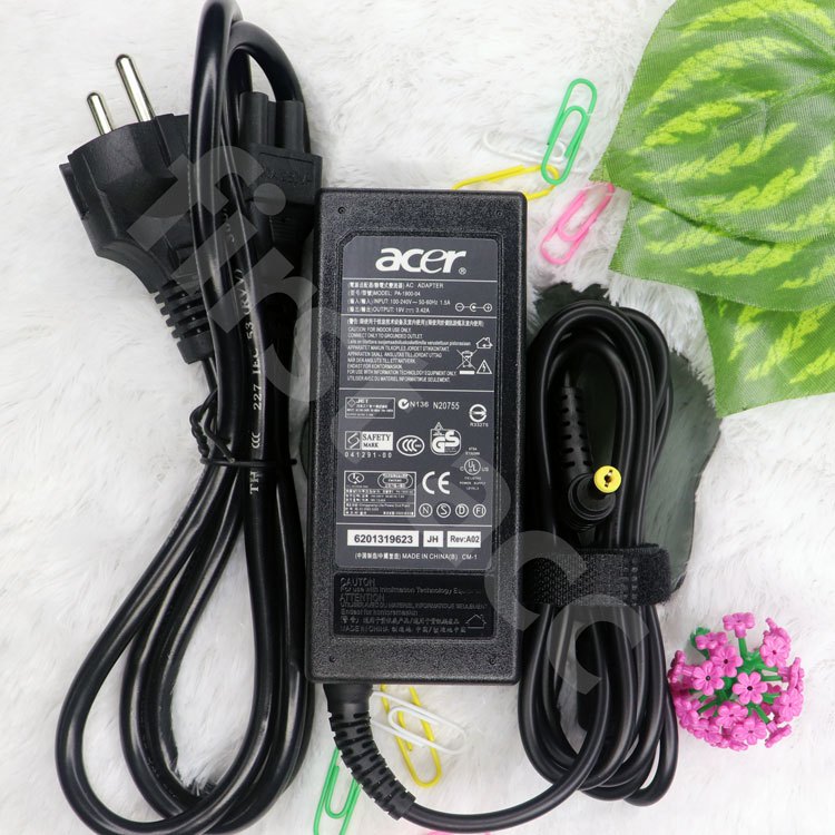 Adaptor Charger laptop Acer Aspire V5 V5-571 V5-571P 3.42a