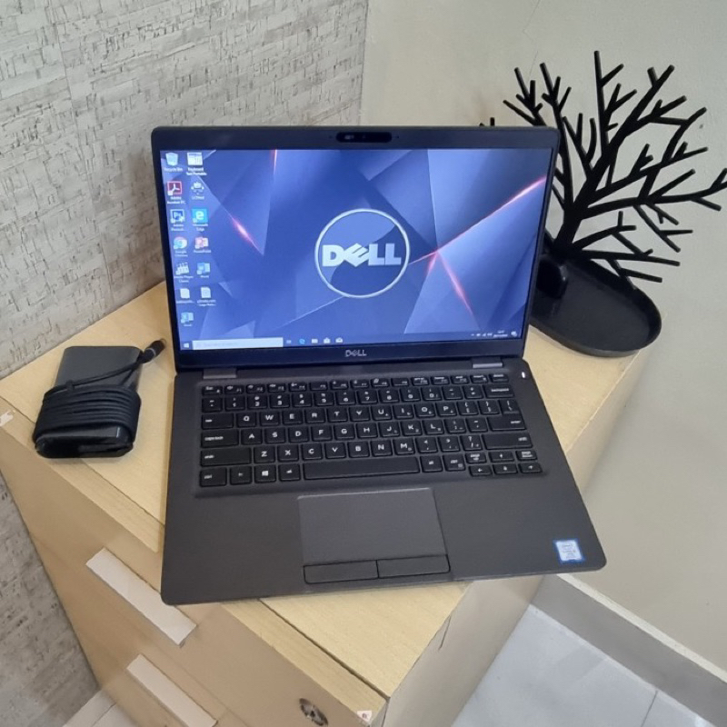 LAPTOP DELL LATITUDE 5300 Core i5 8365U RAM 16GB SSD 256GB HD GRAPHICS - 32 gb, 256GB SSD