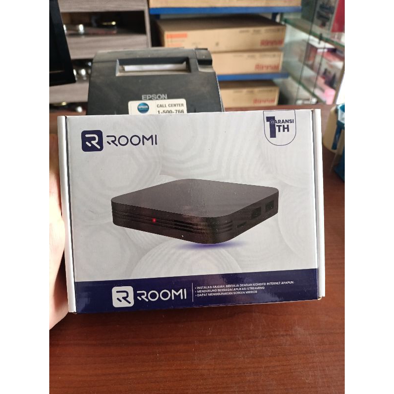 Roomi Android TV Box RAM/ROM : 1GB+8GB