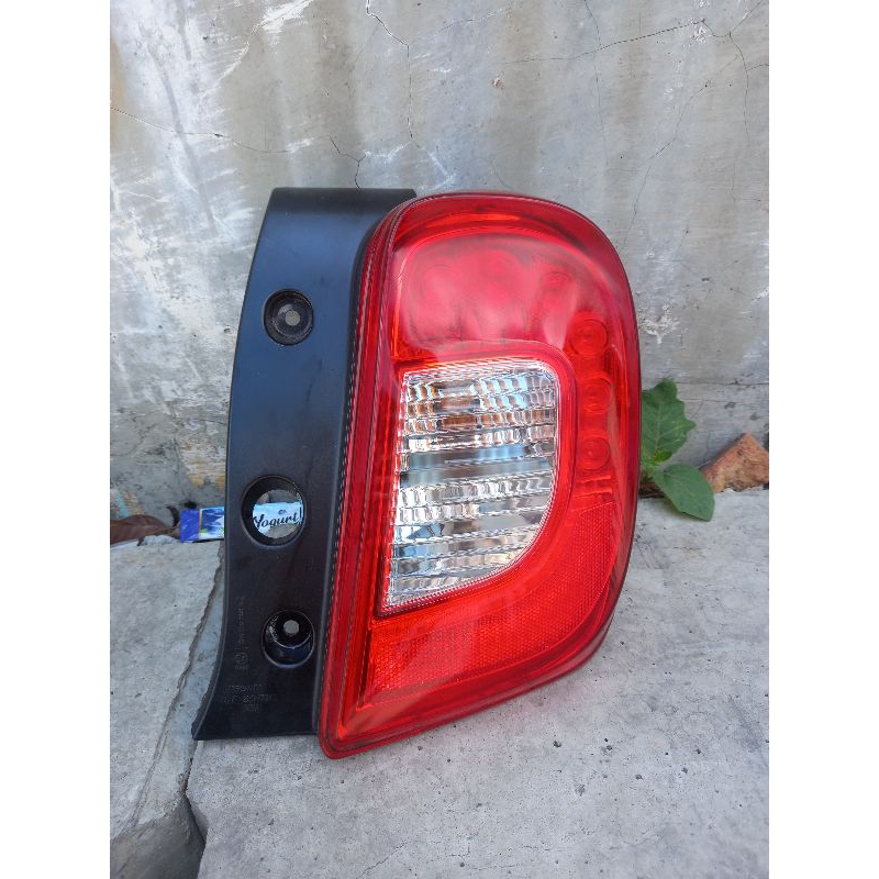stoplamp nissan march  led original