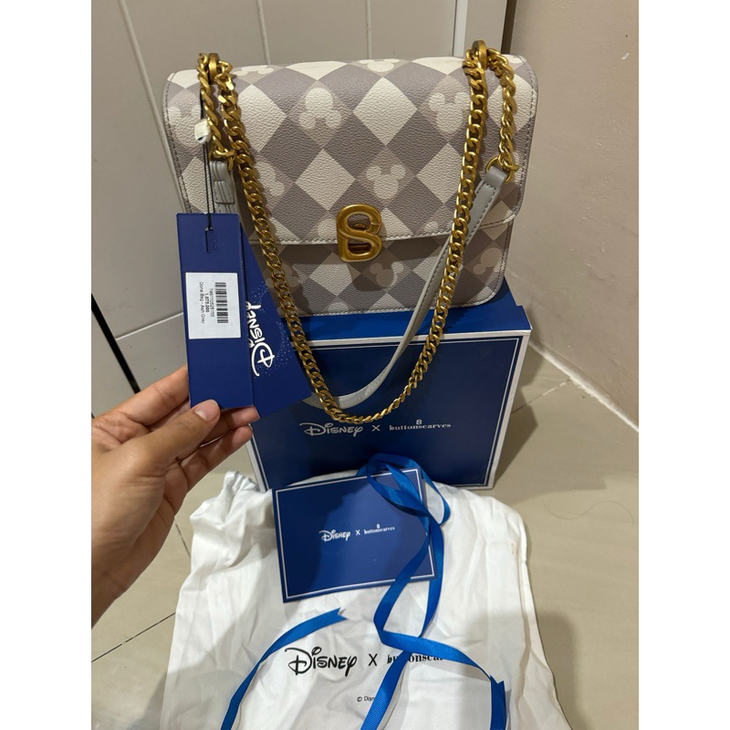 dona bag buttonscarves