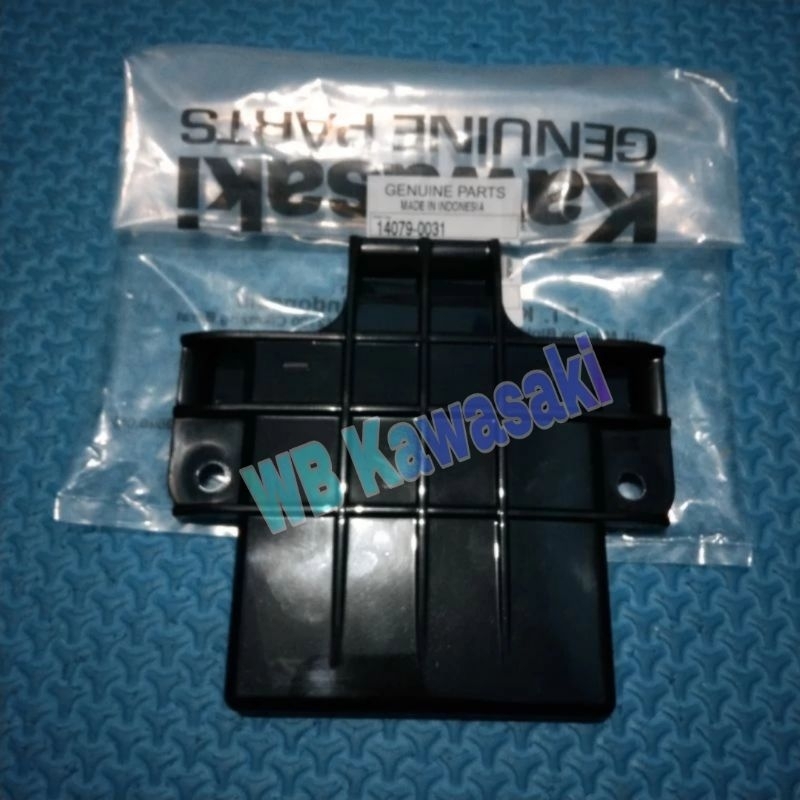 TUTUP AKI KLX150 D-TRACKER ORIGINAL KAWASAKI