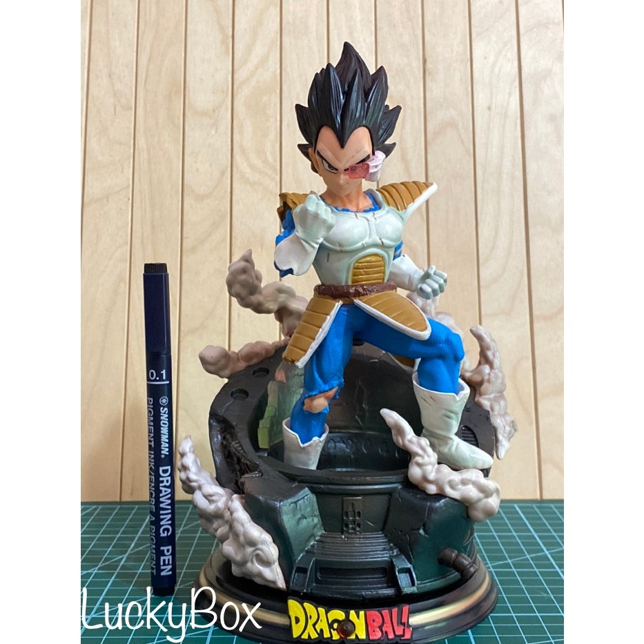 Action figure Dragon Ball diorama