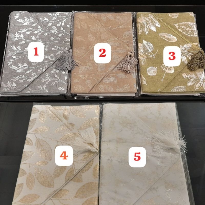 Table Runner by Informa