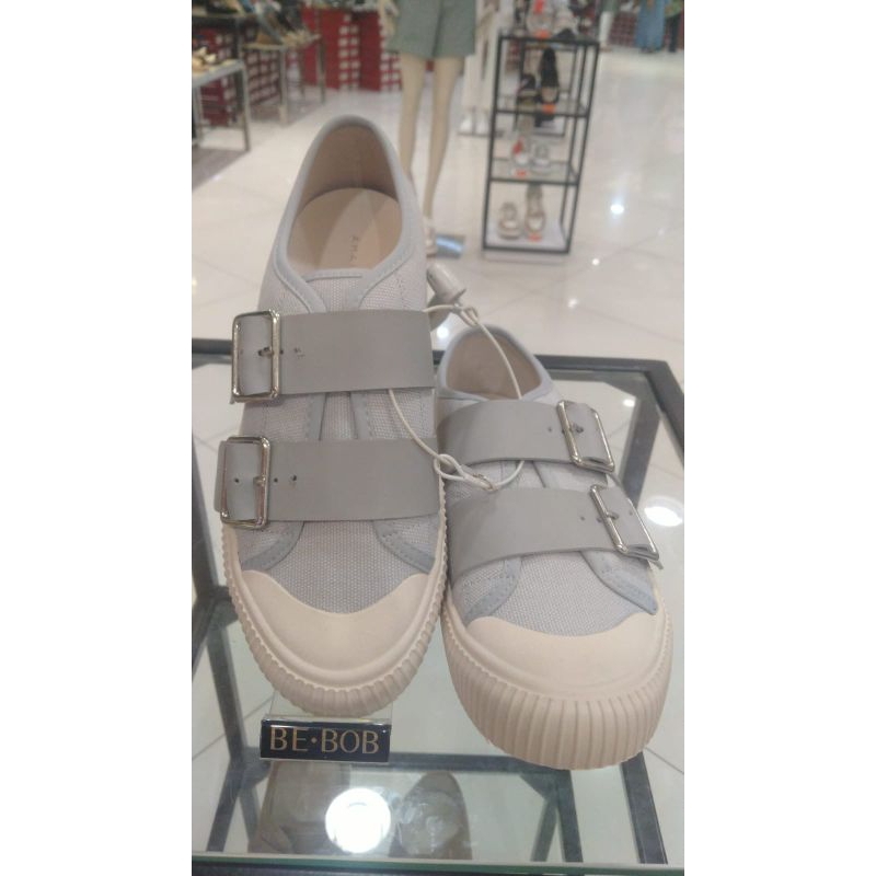 SEPATU SLIPON WANITA AMANDA JANE'S