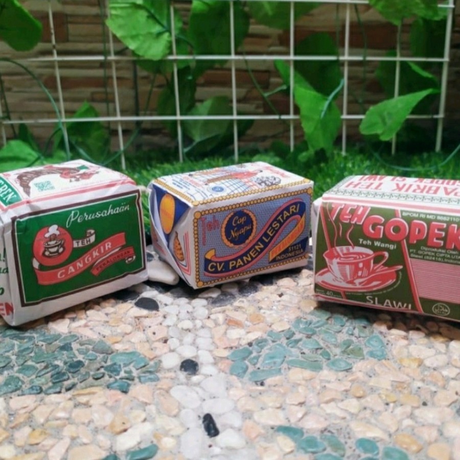 

TEH SOLO PAKET 3 TEH KHAS SOLO NASGITHEL GOPEK SINTREN NYAPU