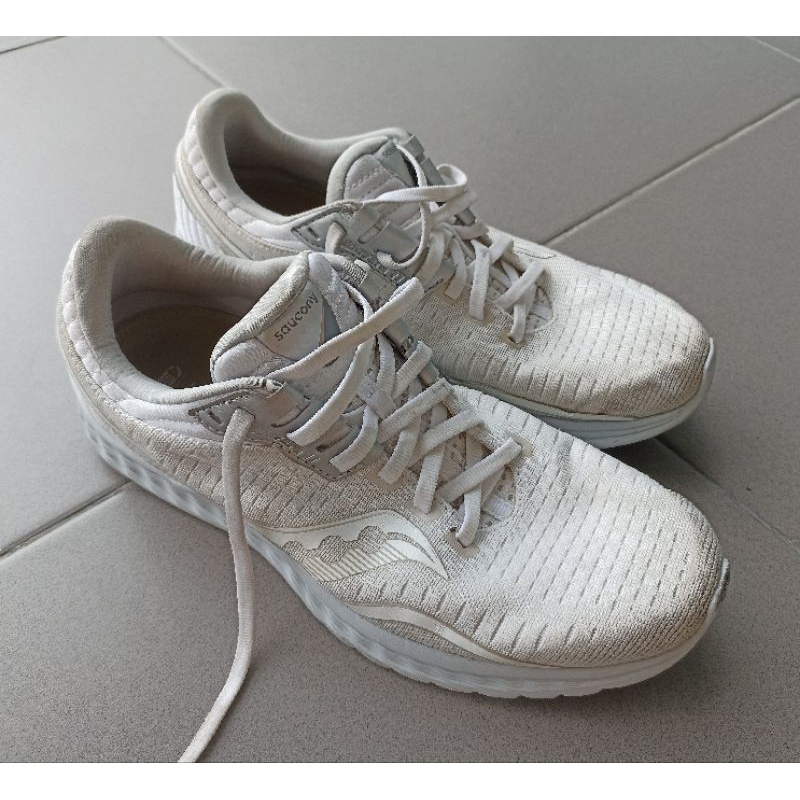 Saucony Kinvara 11 All White original