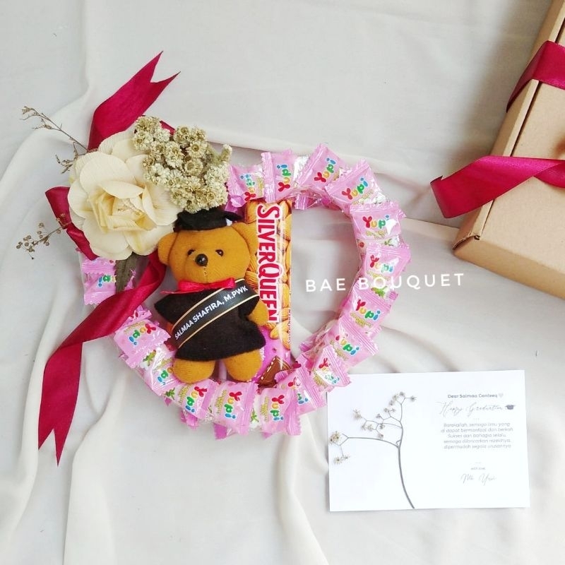 

[LOVA SERIES] BUKET WISUDA Love Flower Bouquet / Buket Bunga Love / Buket Jajan / Buket Permen / Buket Boneka / Buket Coklat / Corn Husk Flower Bouquet / Buket Bunga Kulit Jagung / Buket Yupi