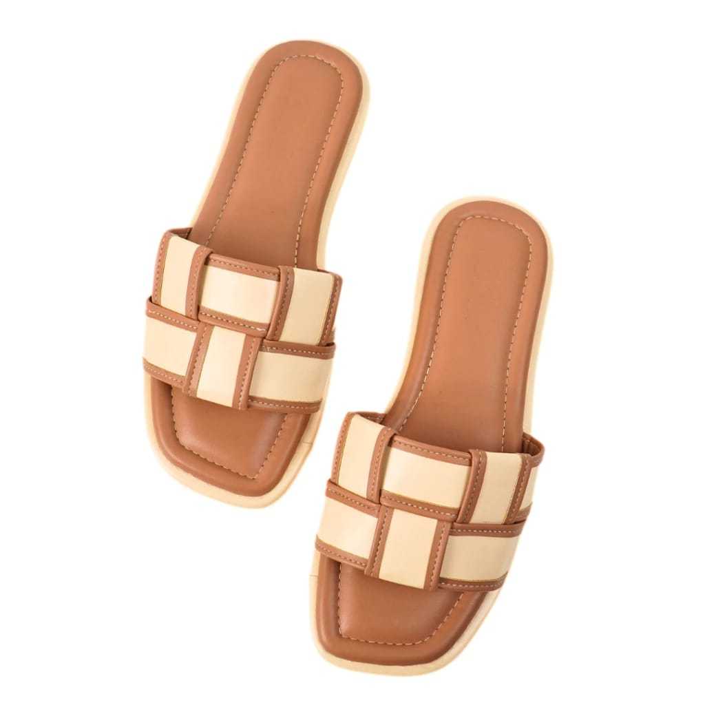 Platform Sandal Wanita Premium Full Busa