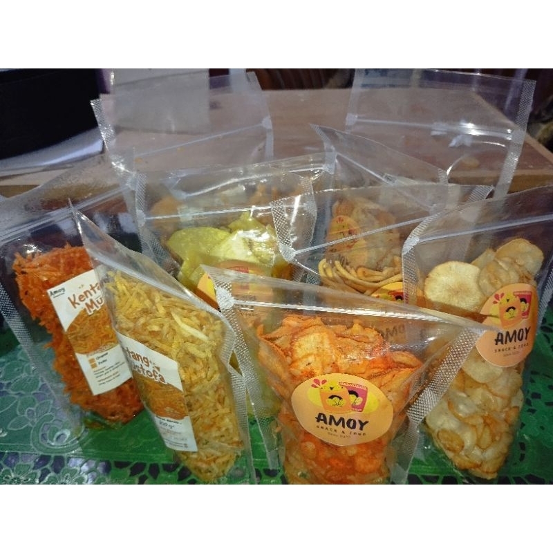 

PAKET 100 RIBU MIX DAPET 8 + BONUS 2 PCS AMOY SNACK OLEH -OLEH KHAS KUNINGAN BEBAS BISA PILIH SENDIRI