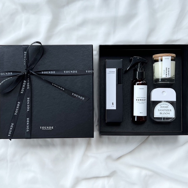 

MODEL HGA812 PREMIUM GIFT BOX | HAMPERS PREMIUM BOX