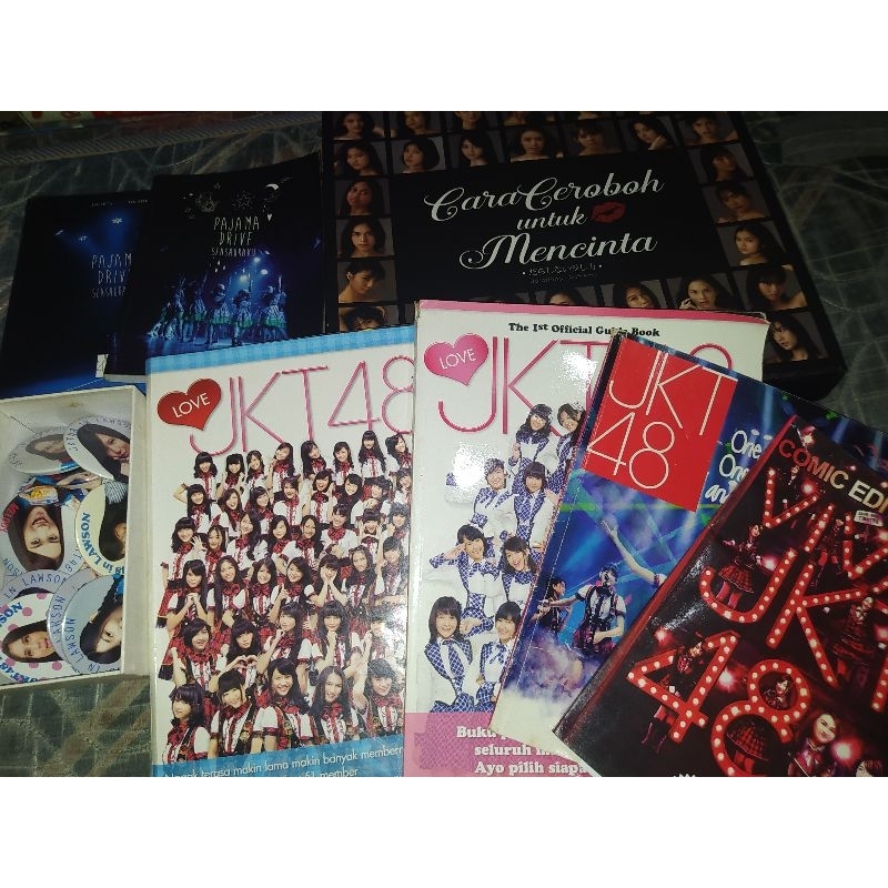 majalah buku JKT48 take all