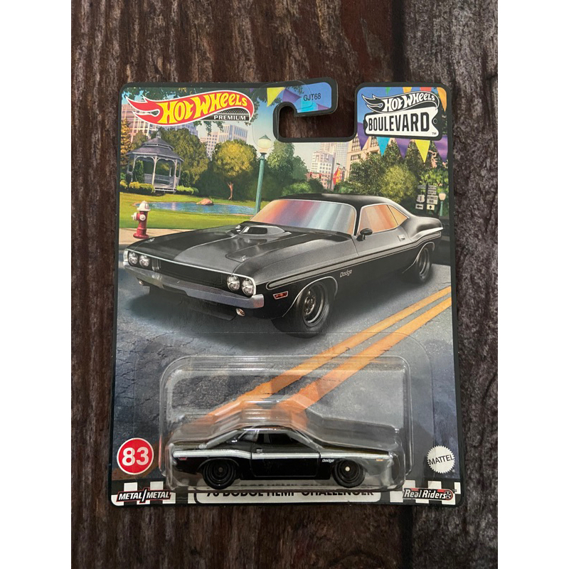Hotwheels premium 70 DODGE HEMI CHALLENGER