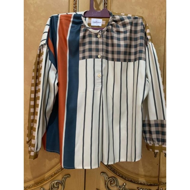 PRELOVED KEMEJA BRAND NADJANI INDONESIA