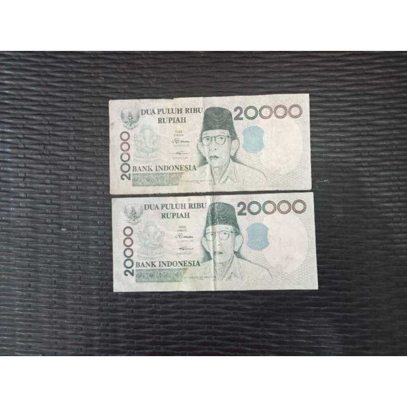 2 lembar seri X 20000 Ki Hajar Dewantara