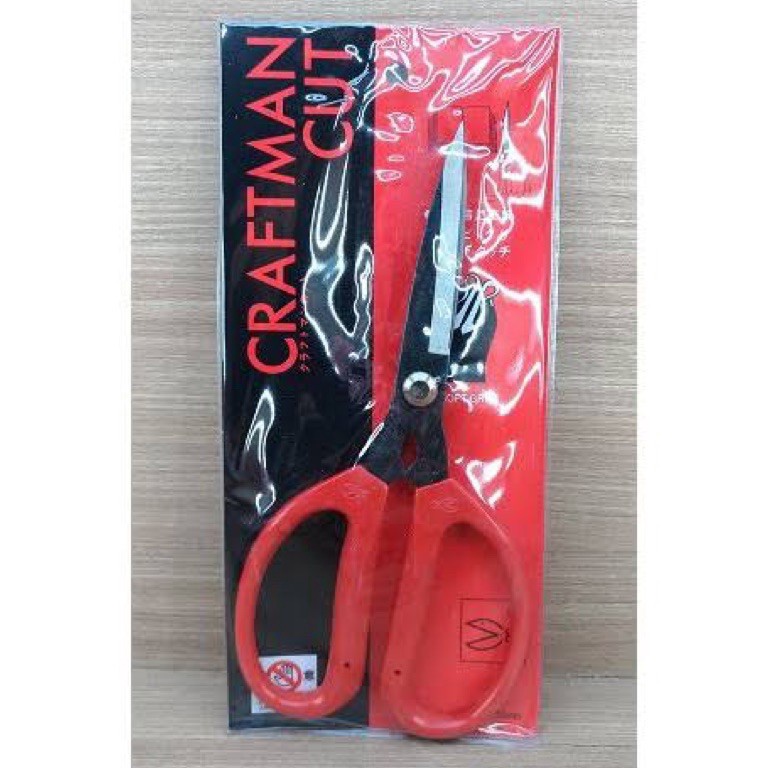 

PZTZ0 Gunting Potong Kain / Bahan Craftman Besar Cut 8" (195mm) 61