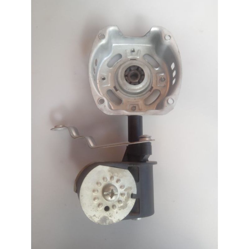 Penyangga dinamo kipas 18 inc