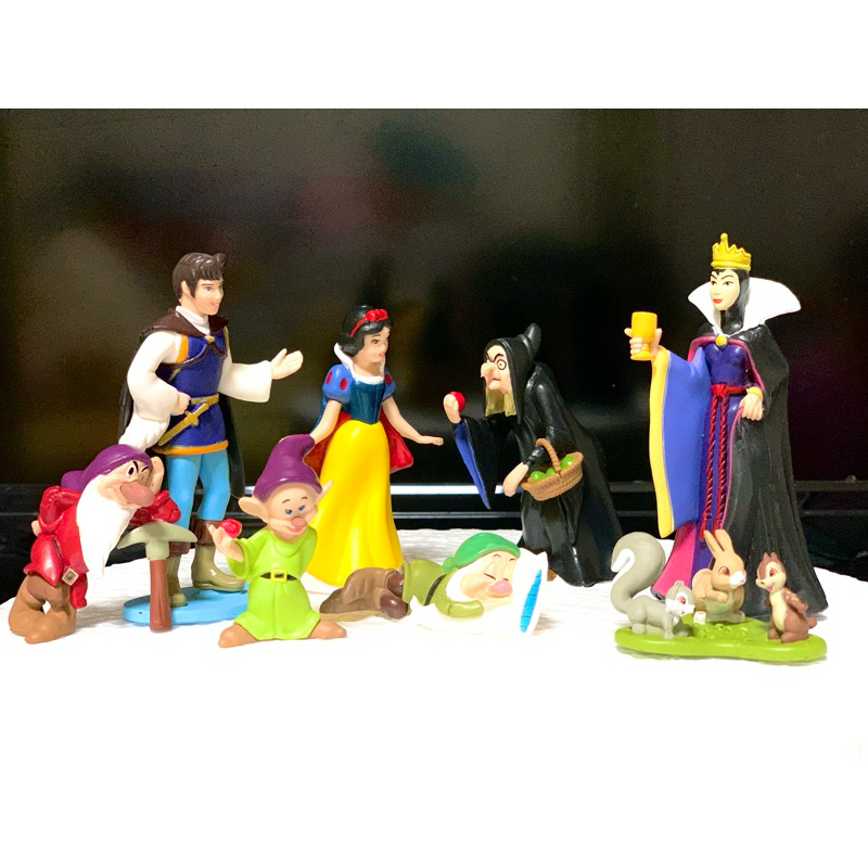 Action Figure Miniatur PUTRI SALJU SNOW WHITE COLLECTOR EDITION