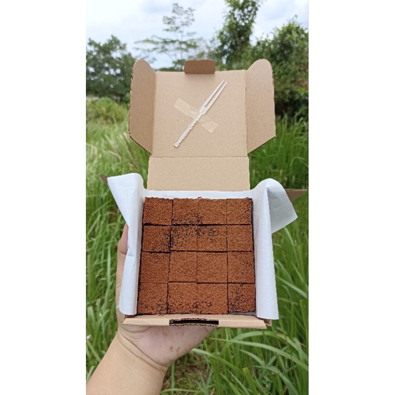 

Nama Chocolate atau Chocolate Truffle by Navina Bites